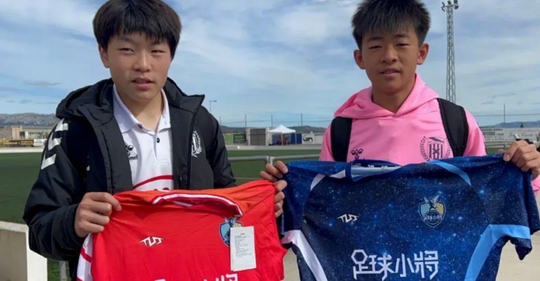 U17左路之困：谁来接棒邝兆镭？