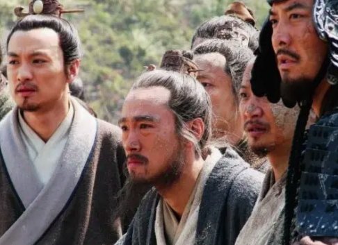 黄子杰：左脚卫的稀缺价值