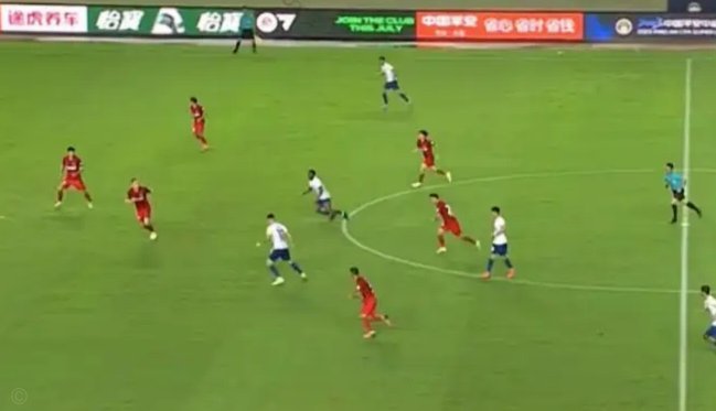 半场：泰山0-2河南，纳萨里奥、马亚破门
