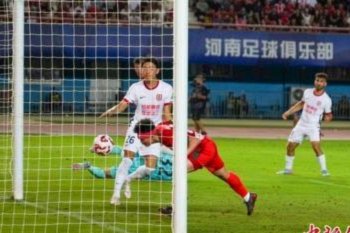 中超-古斯塔沃破门杨铭锐替补扳平 河南1-1英博