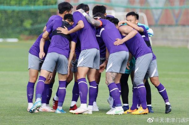 津门虎球员：球队最后有点保守，还是我们自己没做好