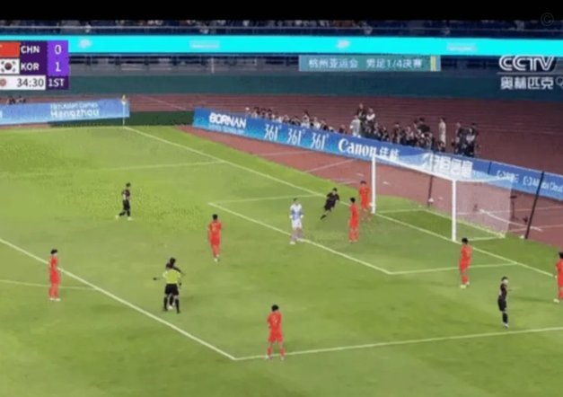 董路看球：国足胜韩需防守稳健