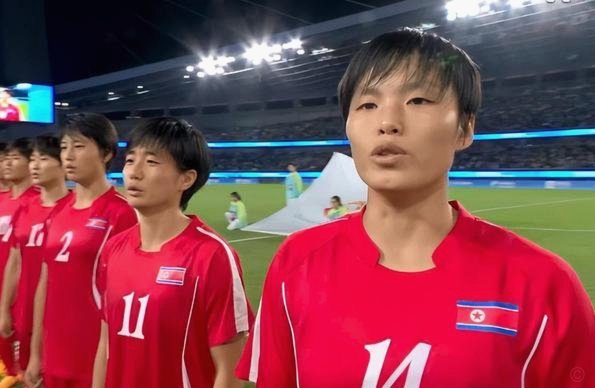韩媒：朝鲜女足2-0中国后有说有笑，见韩国记者后沉默离开